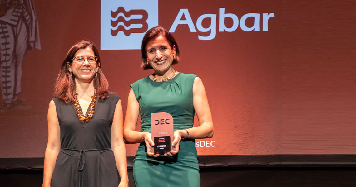 Agbar, galardonada en los Premios DEC 2022 por su programa de experiencia de cliente Contigo